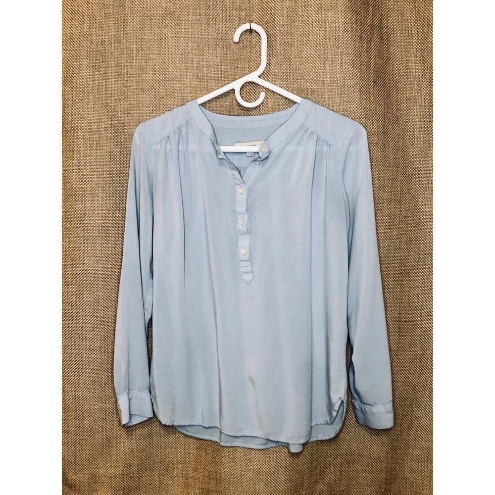 Ann Taylor Loft Button Up Top